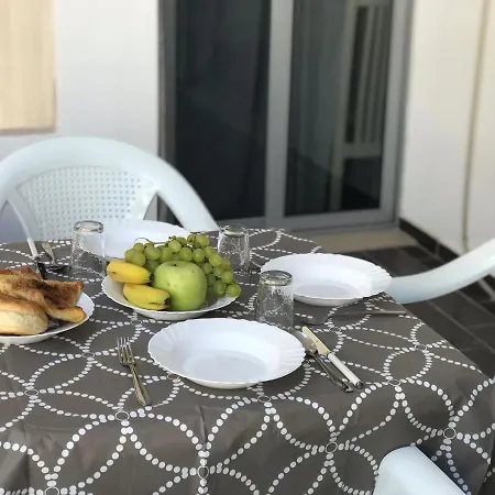 Trea - Despacito Port Side Vlorë