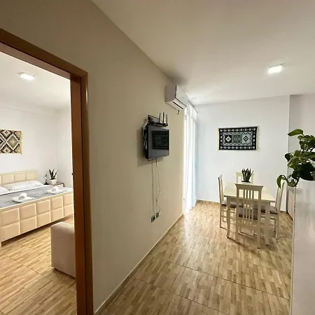 Trea - Despacito Port Side