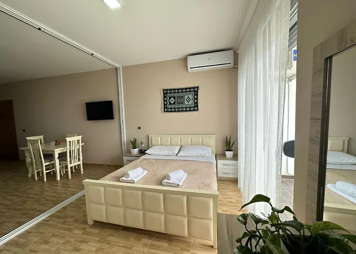 Trea - Despacito Port Side