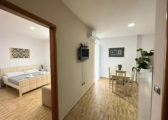 Trea - Despacito Port Side